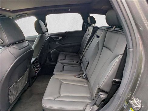 Used 2025 Audi Q7 2.0T Premium Plus w/ Premium Plus Package image 21