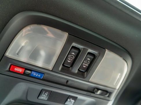 Used 2022 Subaru Impreza 2.0i Sport image 36