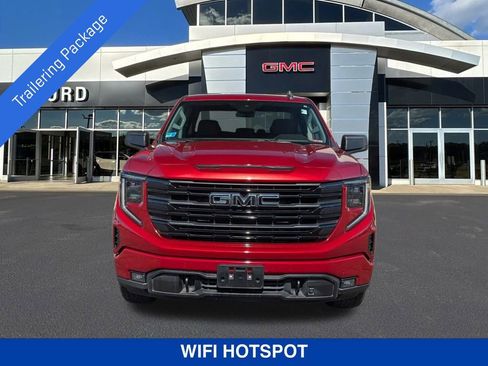 Used 2023 GMC Sierra 1500 Elevation w/ LPO, Elevation Black Package image 10