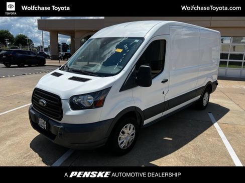 Used 2018 Ford Transit 250 148 Medium Roof RWD image 1