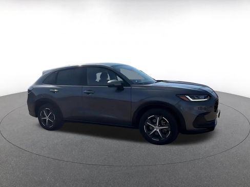 Used 2025 Honda HR-V EX-L image 2