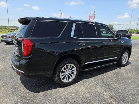 Used 2022 GMC Yukon SLT w/ SLT Luxury Package AWD/4WD image 8