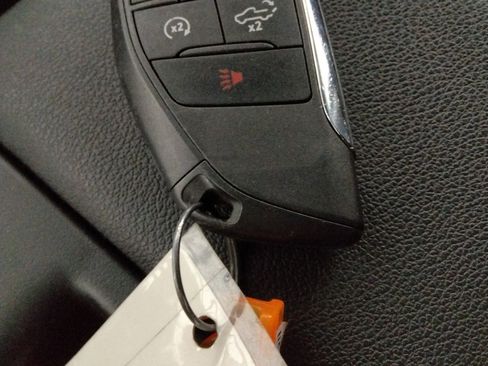 Used 2023 Chevrolet Silverado 1500 LT image 45