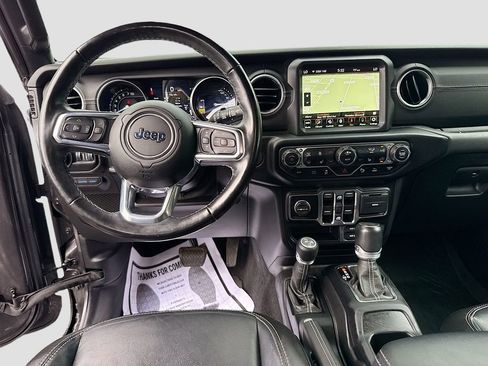Used 2021 Jeep Wrangler Unlimited Sahara w/ Cold Weather Group AWD/4WD image 25