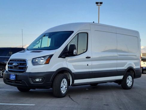 Used 2022 Ford E-Transit Medium Roof w/ Interior Upgrade Package image 10