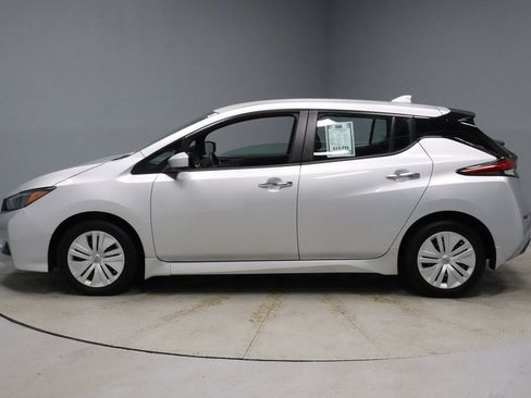 Certified 2023 Nissan Leaf S image 8