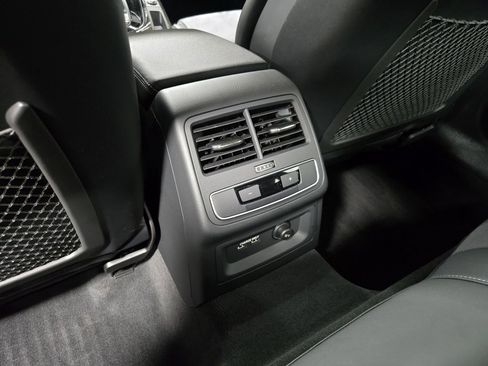 Used 2023 Audi S4 Premium Plus w/ Premium Plus Package image 36