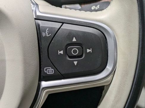 Used 2022 Volvo S60 B5 Momentum w/ Premium Package FWD image 26