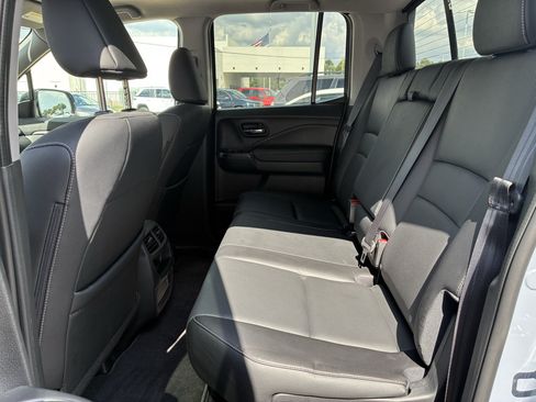 Used 2023 Honda Ridgeline RTL-E image 22