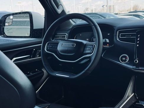 Used 2022 Jeep Wagoneer Series I image 29