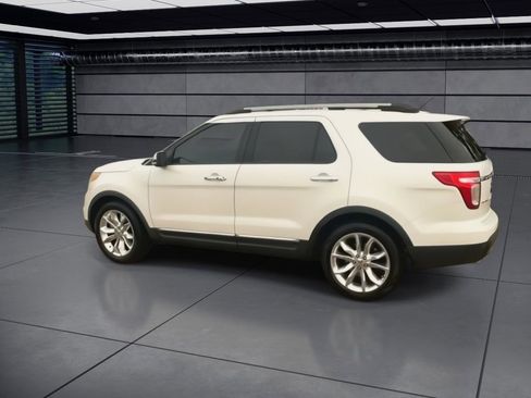 Used 2011 Ford Explorer Limited w/ 301A Rapid Spec Order Code image 6