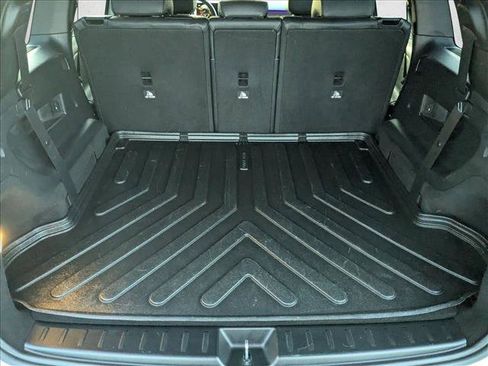 Used 2021 Mercedes-Benz GLB 250 4MATIC image 6