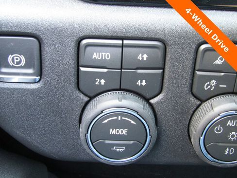 New 2026 Chevrolet Silverado 2500 LTZ w/ LTZ Plus Package AWD/4WD image 9