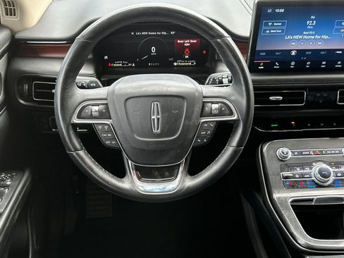 Used 2022 Lincoln Nautilus Reserve w/ Luxury Package FWD image 14