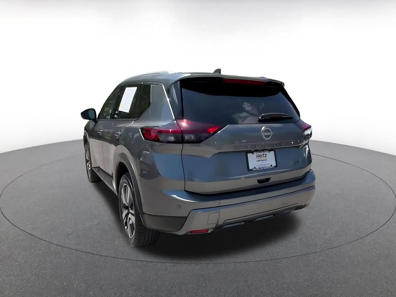 Used 2026 Nissan Rogue SL FWD image 10