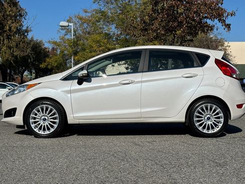 Used 2016 Ford Fiesta Titanium image 7