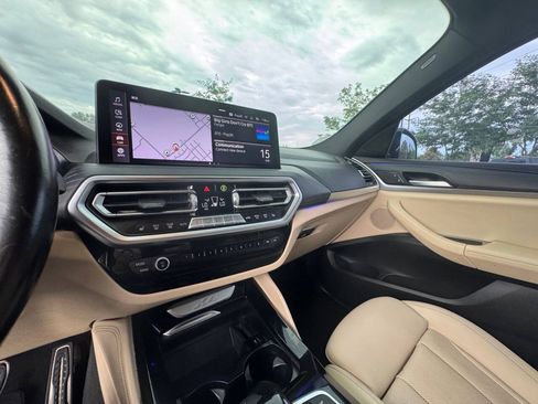 Used 2022 BMW X4 xDrive30i w/ M Sport Package 2 AWD/4WD image 23