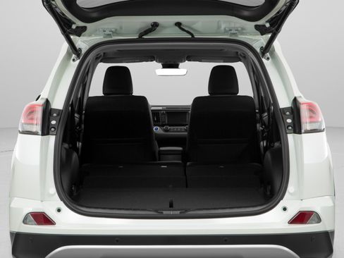 Used 2018 Toyota RAV4 Limited image 29