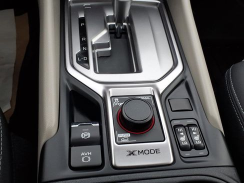 Certified 2023 Subaru Forester Premium AWD/4WD image 11