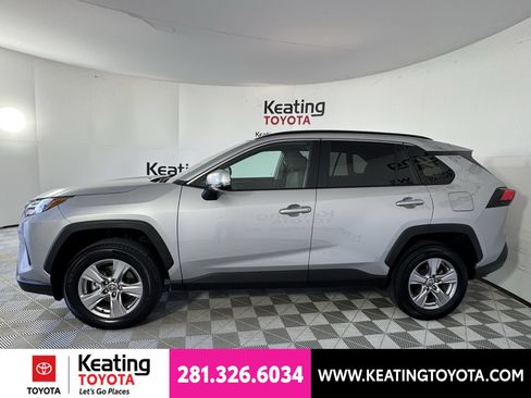Certified 2025 Toyota RAV4 XLE AWD/4WD image 9