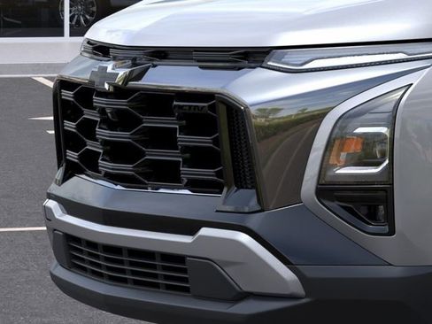 New 2026 Chevrolet Equinox ACTIV AWD/4WD image 16