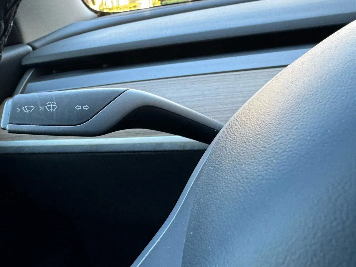 Used 2023 Tesla Model 3 Standard Range RWD image 19