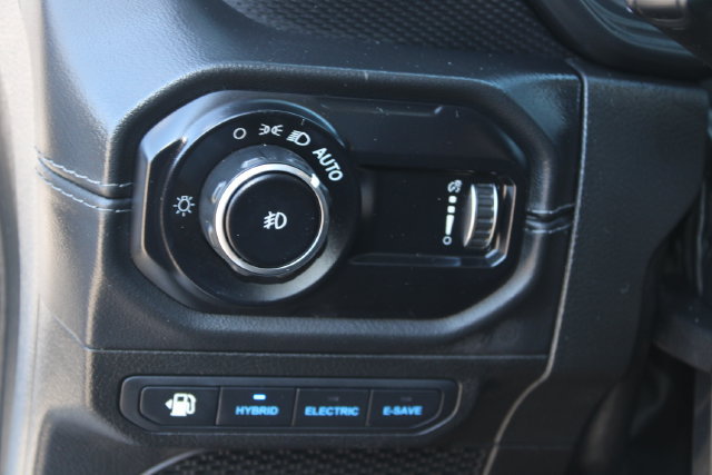 Used 2024 Jeep Wrangler Unlimited Rubicon 4xe AWD/4WD image 14