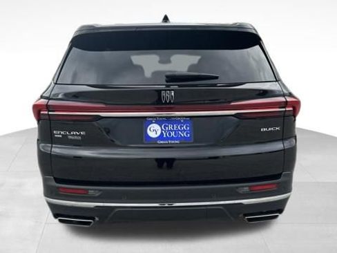 Used 2025 Buick Enclave Preferred AWD/4WD image 5