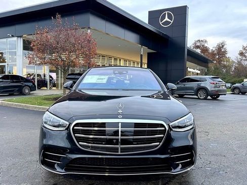 New 2026 Mercedes-Benz S 580 4MATIC Sedan image 3