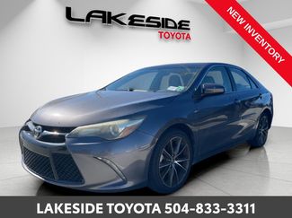 Used 2015 Toyota Camry XSE w/ Moonroof Package video 3