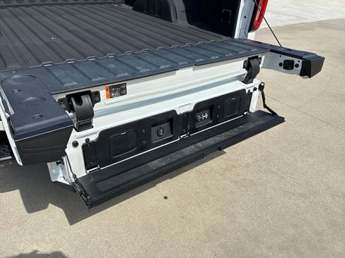 Used 2024 GMC Sierra 1500 Denali Ultimate AWD/4WD image 42