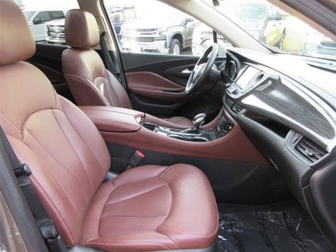 Used 2017 Buick Envision Essence image 37