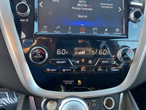 Used 2018 Nissan Murano SV FWD image 39