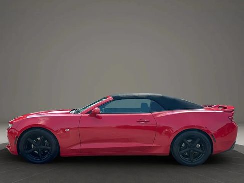 Used 2018 Chevrolet Camaro LT RWD image 6