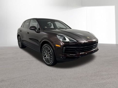 Used 2019 Porsche Cayenne AWD/4WD image 3
