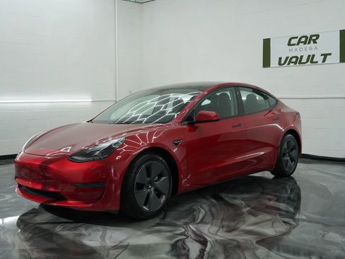 Used 2023 Tesla Model 3 Standard Range RWD image 6
