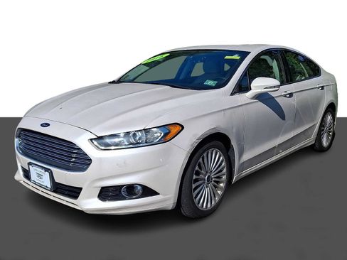 Used 2016 Ford Fusion Titanium FWD image 3