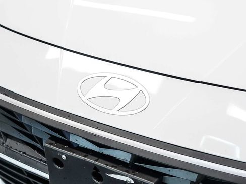 Used 2026 Hyundai Elantra Sport FWD image 8