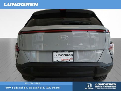Used 2025 Hyundai Kona SEL AWD/4WD image 8