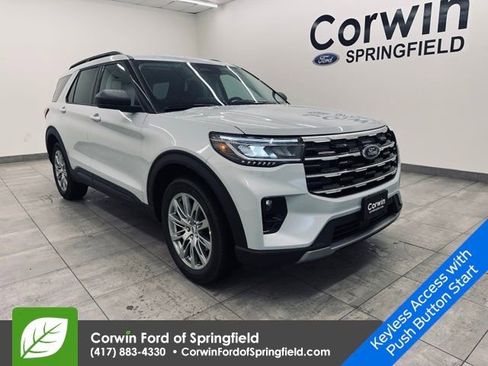 New 2026 Ford Explorer Active w/ Active Comfort Package image 7