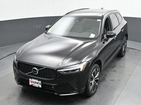 New 2025 Volvo XC60 B5 Plus w/ Protection Package Premier AWD/4WD image 37