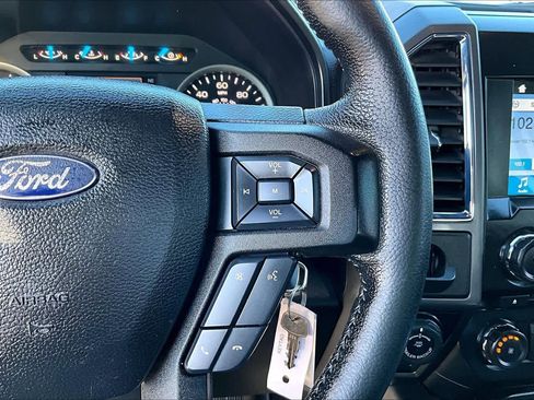 Used 2016 Ford F150 XLT w/ Equipment Group 302A Luxury image 24