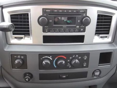 Used 2008 Dodge Ram 1500 Truck SLT w/ Popular Equipment Group image 18