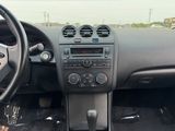 Used 2009 Nissan Altima 3.5 SE image 2