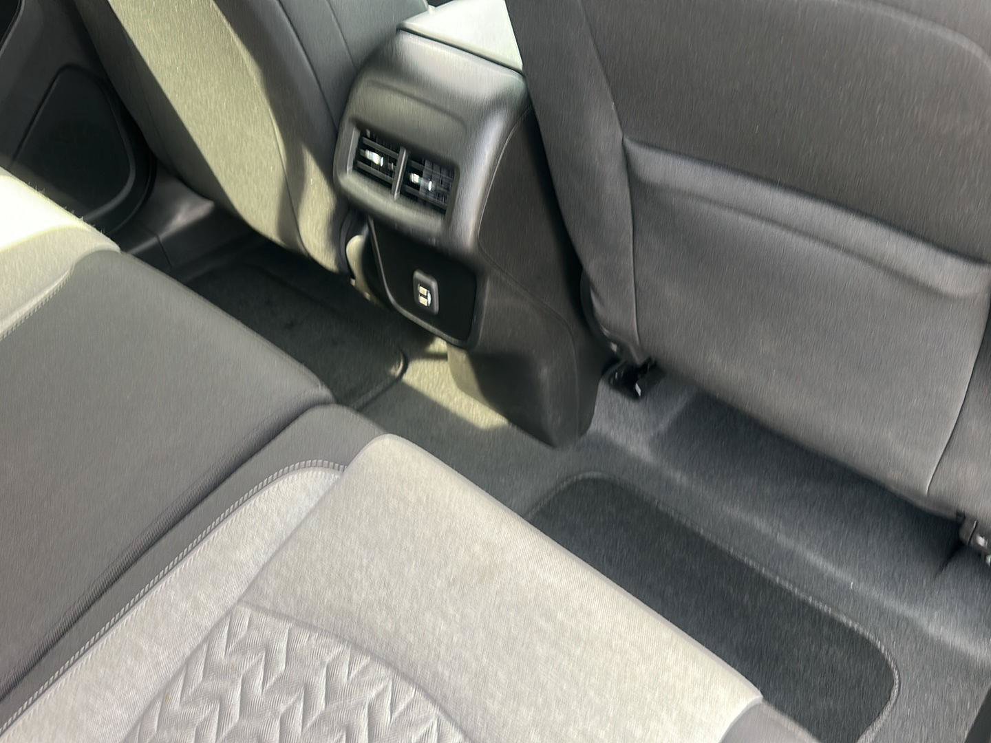 Used 2022 Chevrolet Equinox LT FWD image 14