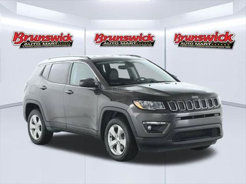 Certified 2021 Jeep Compass Latitude AWD/4WD image 9
