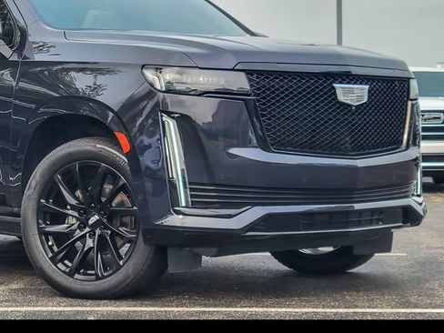 Certified 2024 Cadillac Escalade Sport w/ LPO, ONYX Package AWD/4WD image 3