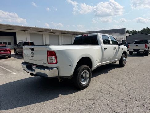 Used 2024 RAM 3500 Tradesman w/ Chrome Appearance Group AWD/4WD image 8