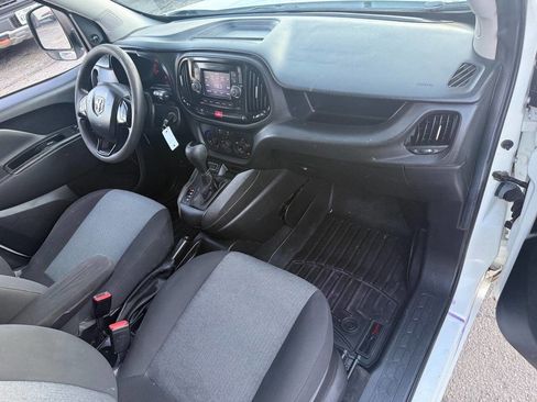 Used 2018 RAM ProMaster City Tradesman image 12