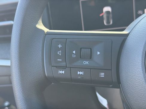 New 2026 Nissan Kicks S image 18